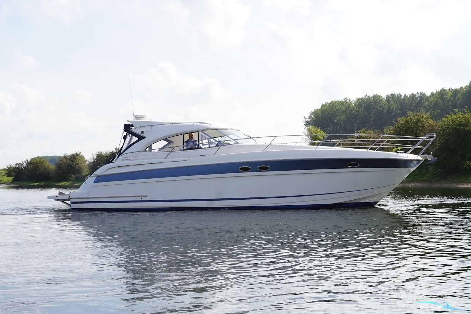 Bavaria 42 HT Sport Ips-500 - Hydraulic Platform Motorbåt 2007, med Volvo Penta motor, Holland