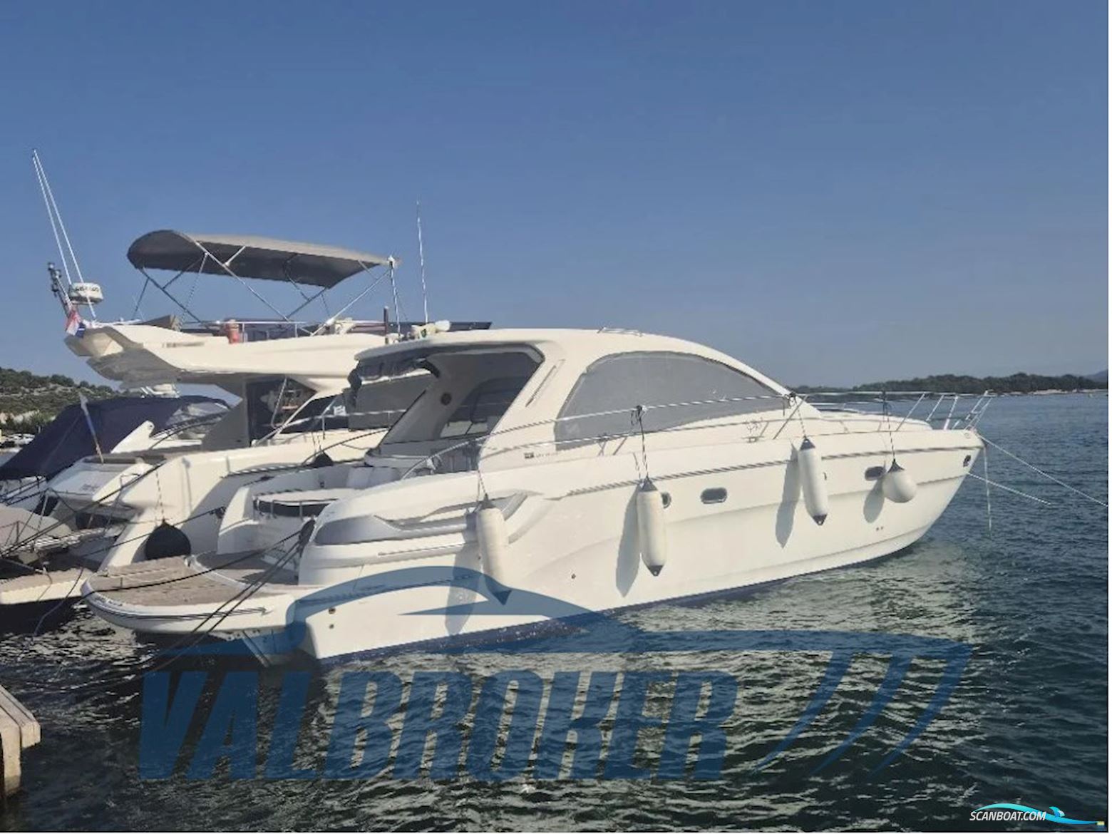 Bavaria 43 HT Motorbåt 2011, med Volvo Penta D6 370 Ips 500 motor, Kroatien