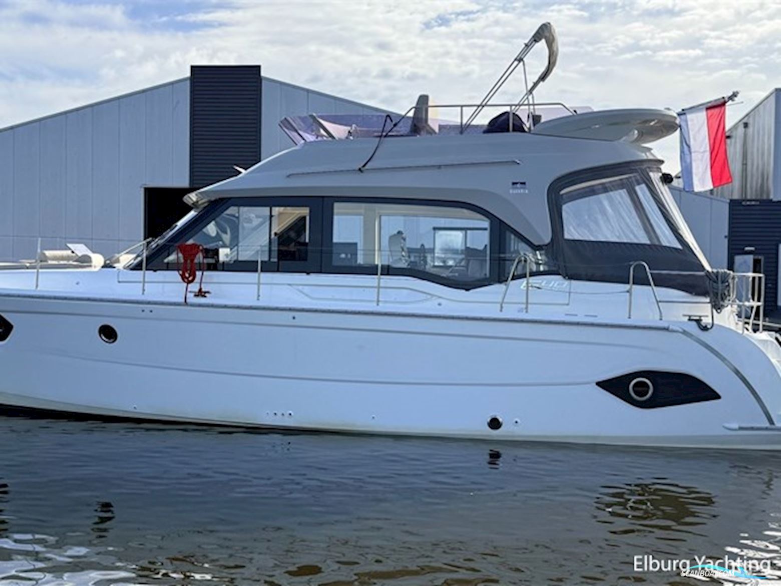 Bavaria E40 - Flybridge