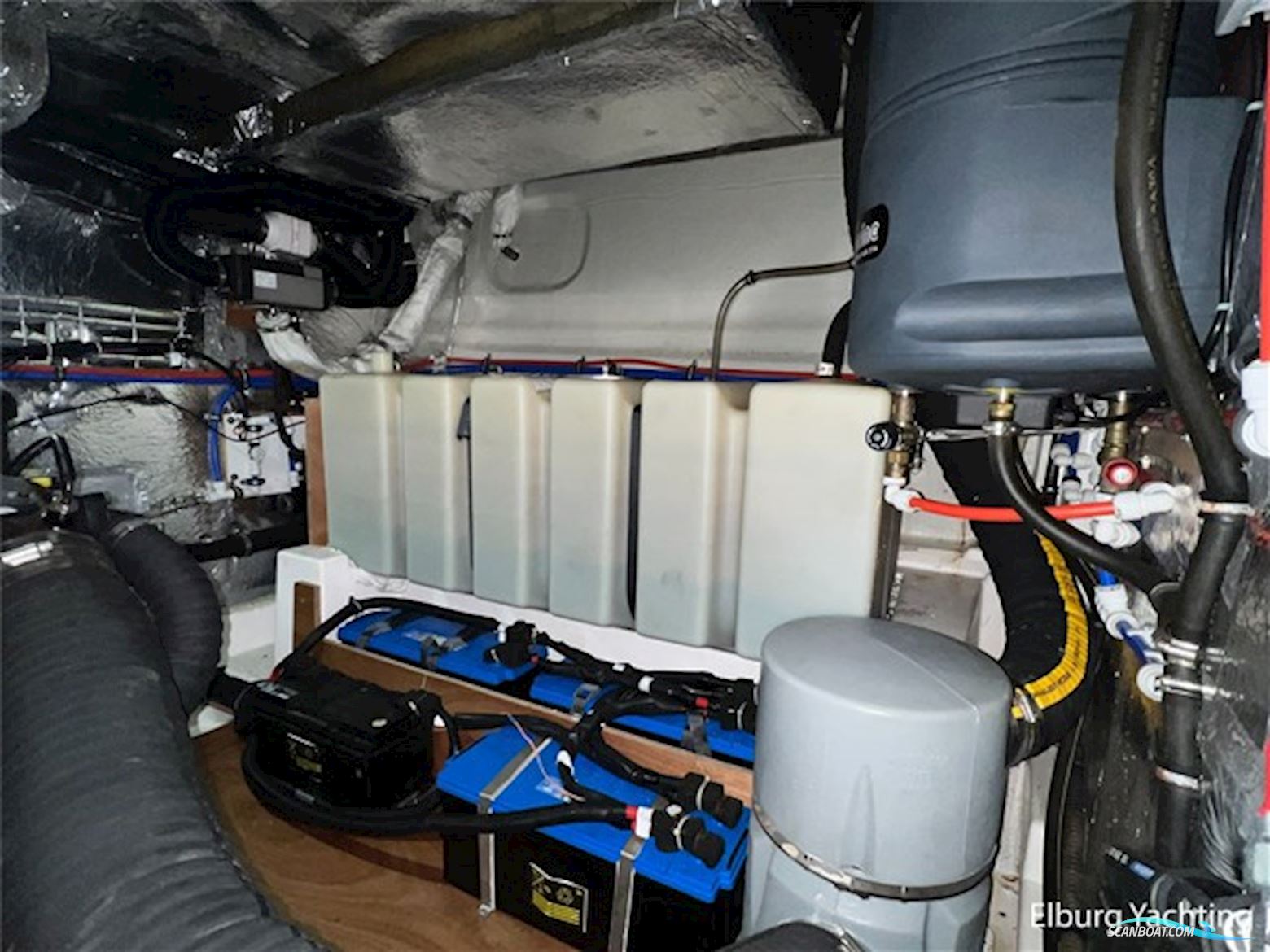Bavaria E40 - Sedan