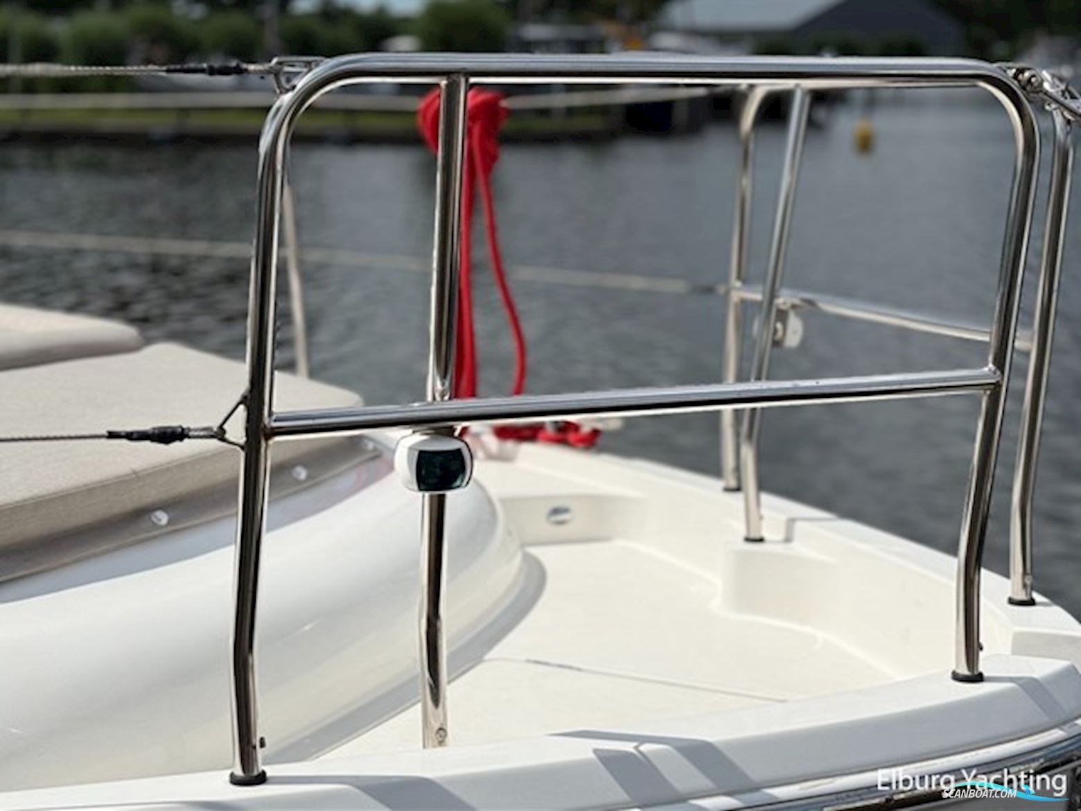 Bavaria E40 Flybridge