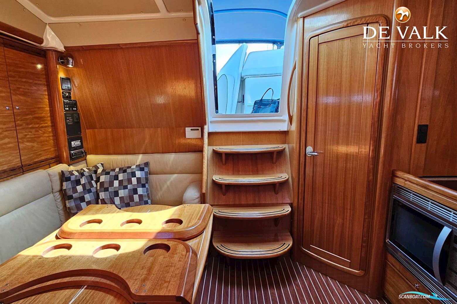 Bavaria Motor Boats 42 Sport