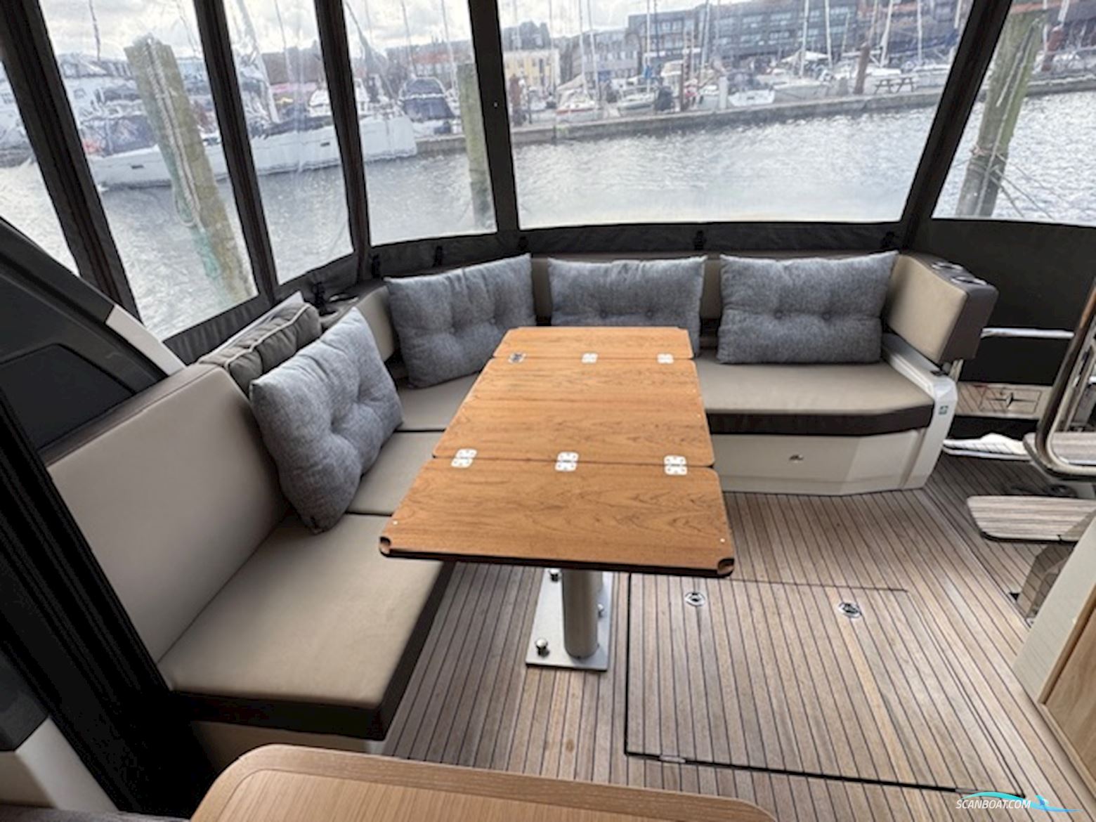 Bavaria R 40 Fly m/ Joystck