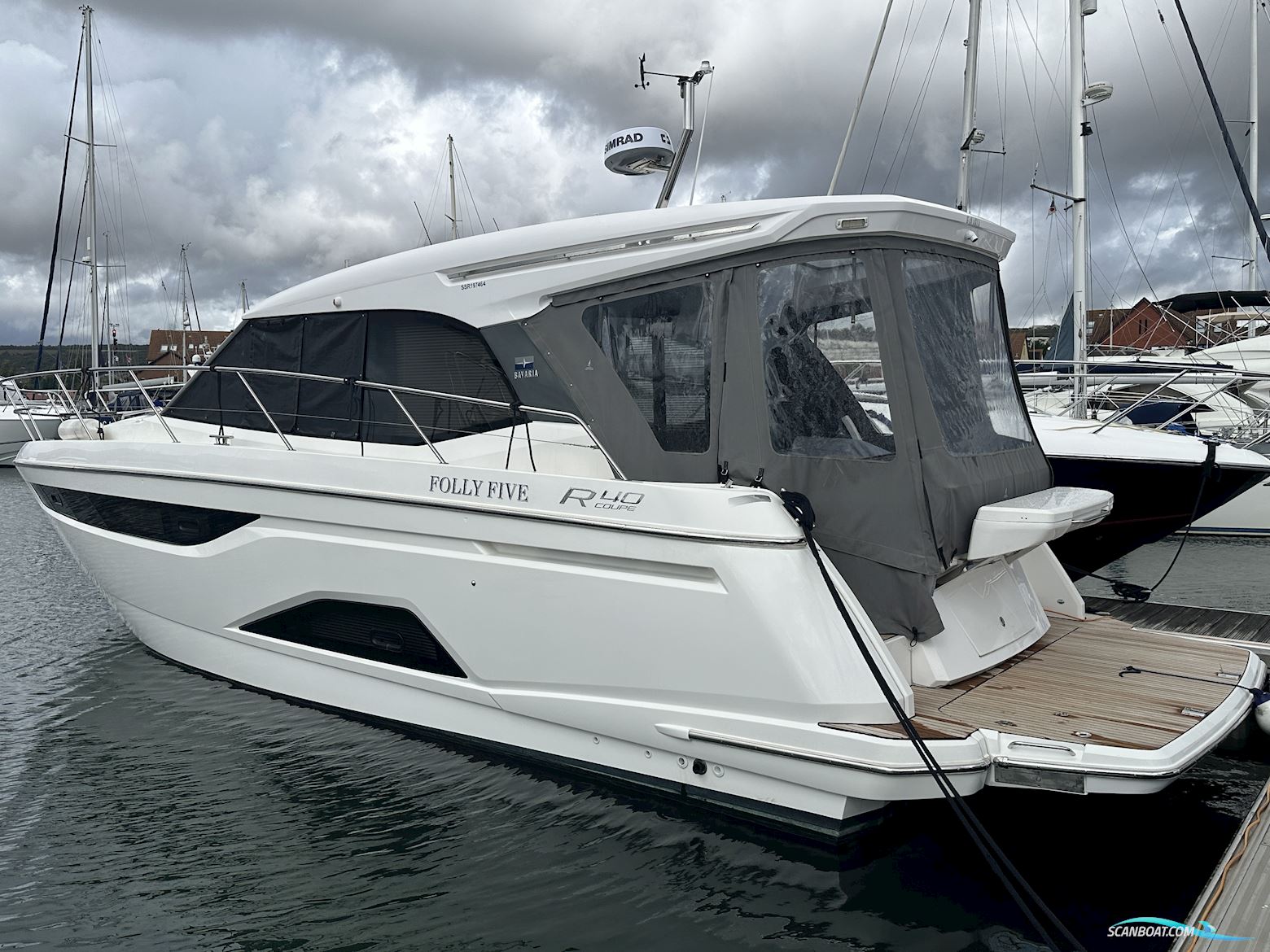 Bavaria R40 Coupe Motorbåt 2022, med Volvo Penta motor, England