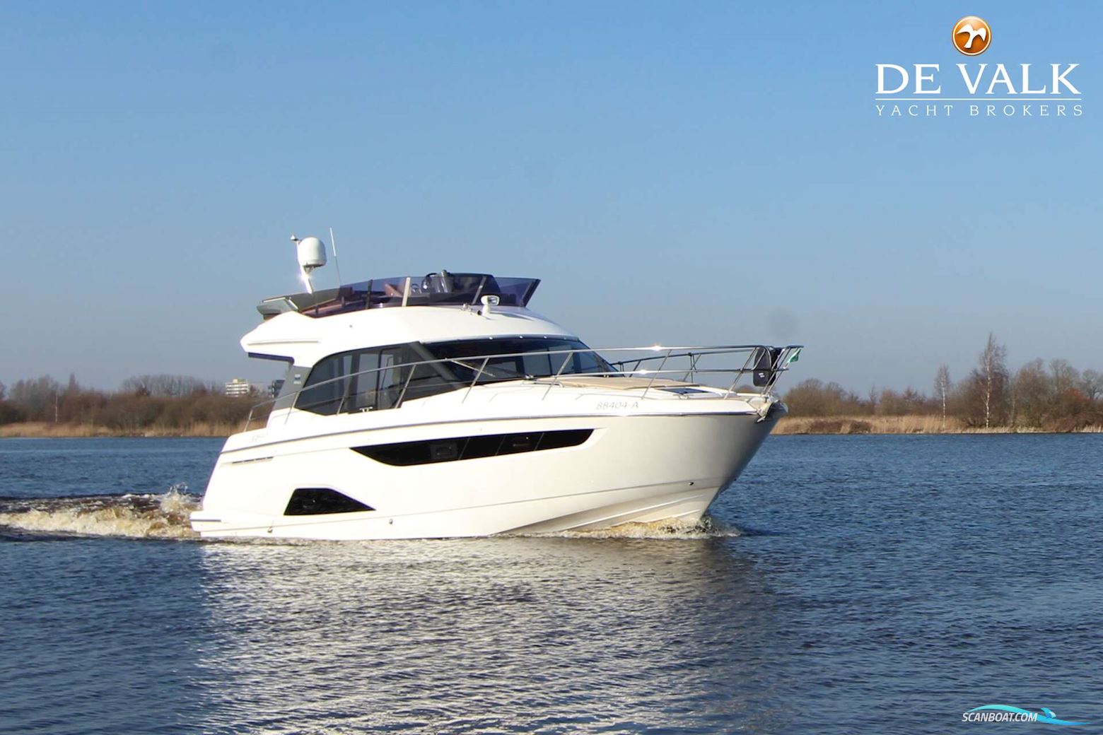 Bavaria R40 Fly Motorbåt 2016, med Volvo Penta motor, Holland