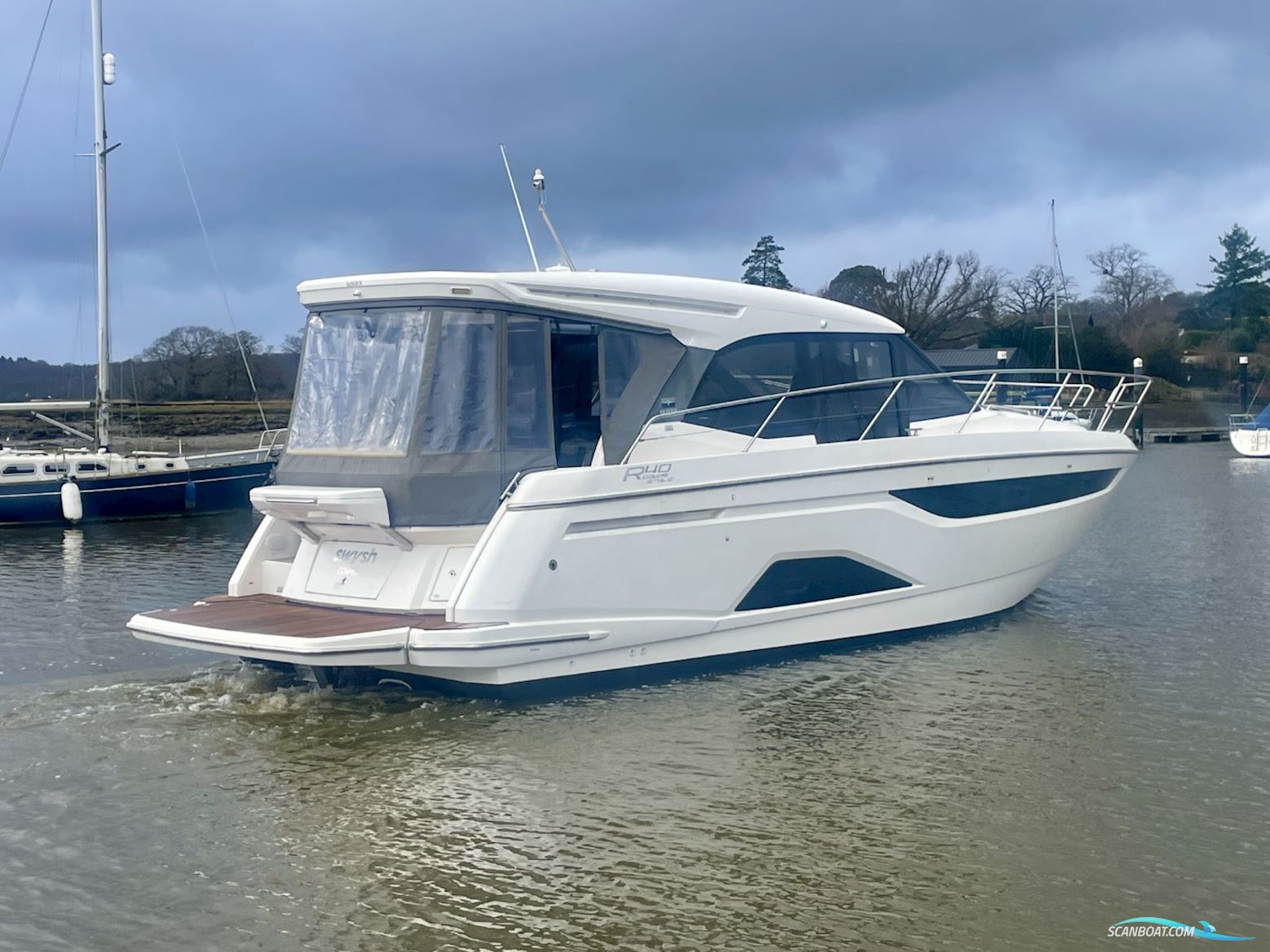 Bavaria R40