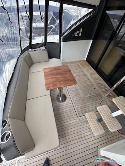 Bavaria R55 Flybridge Motorbåt 2019, med Volvo Penta motor, Holland