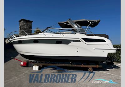 Bavaria S 30 Motorbåt 2018, med Mercruiser MCM 350 MAG Bravo III motor, Italien