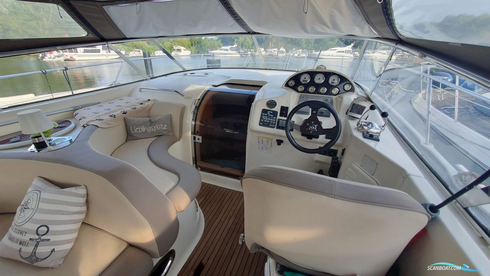Bavaria S 37