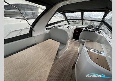 Bavaria S30 Motorbåt 2023, med Mercruiser motor, England