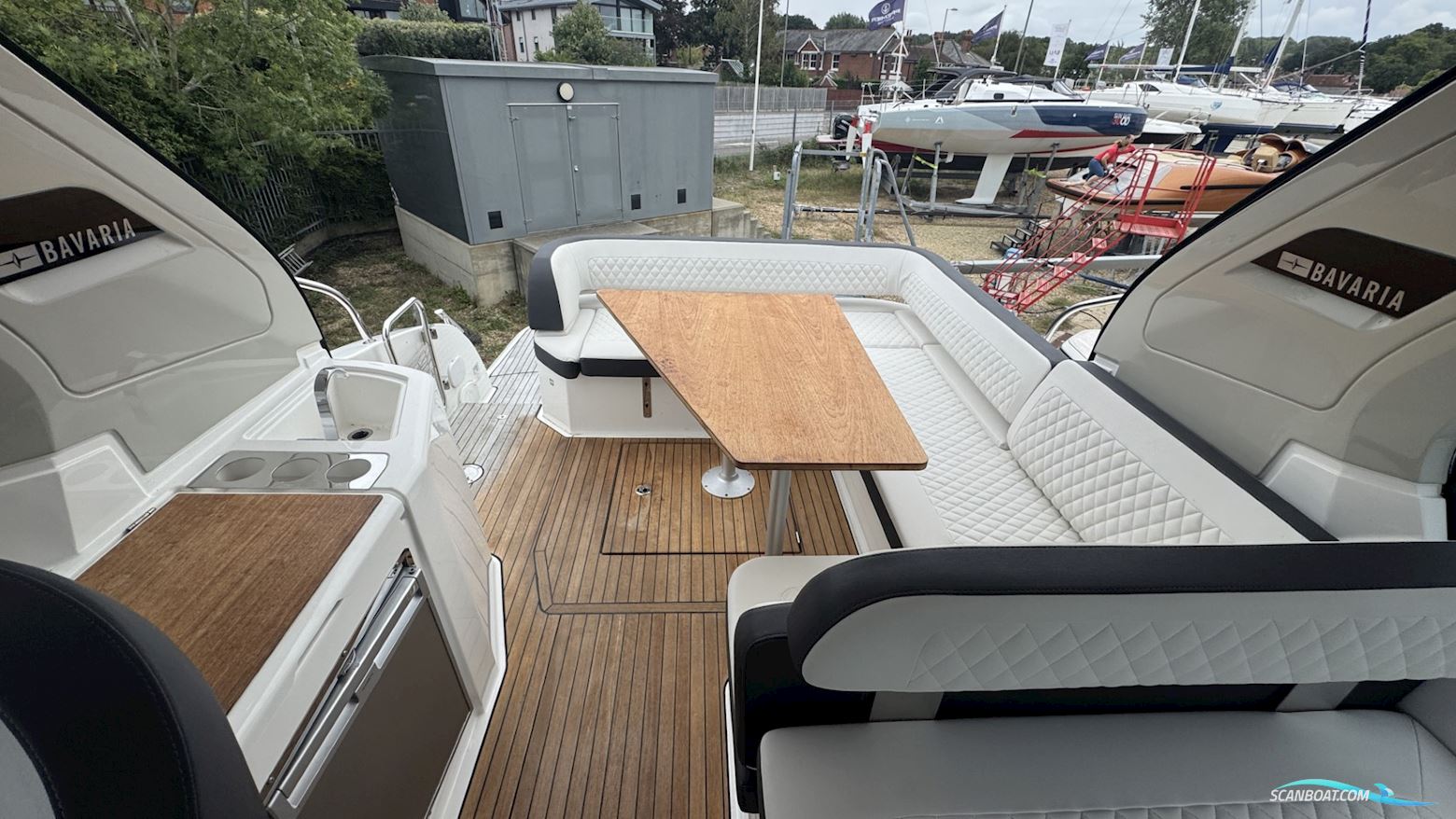 Bavaria S33HT