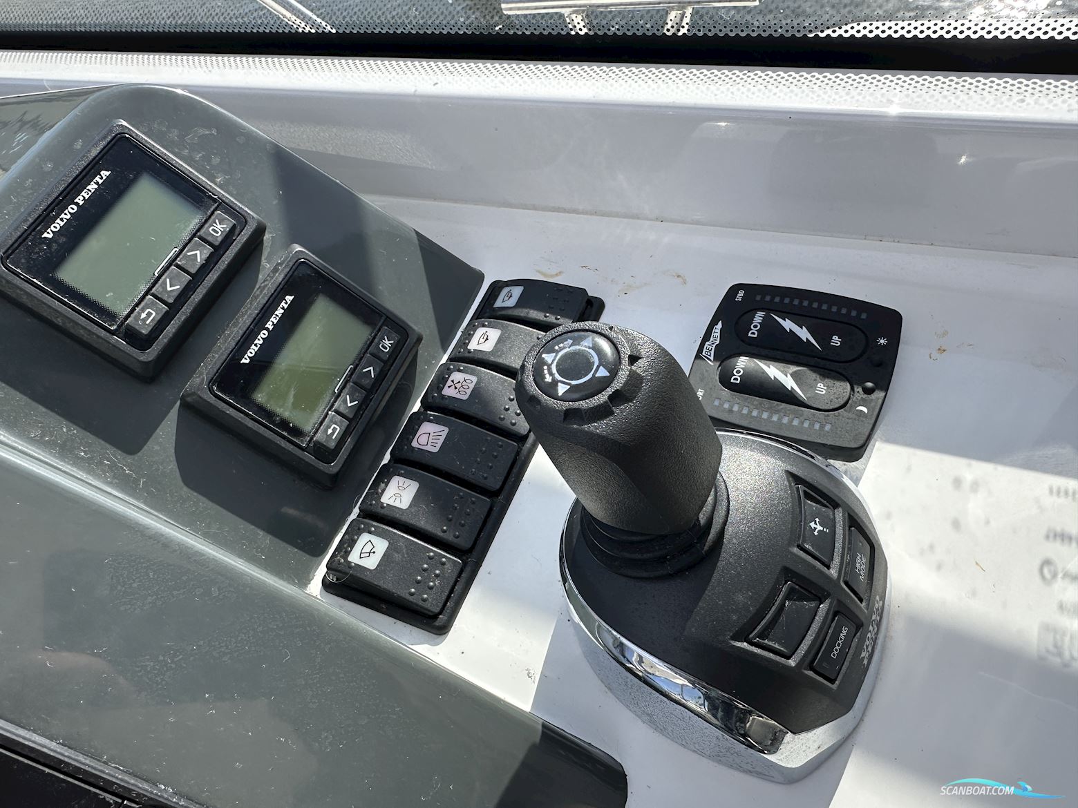 Bavaria S36 Hard Top