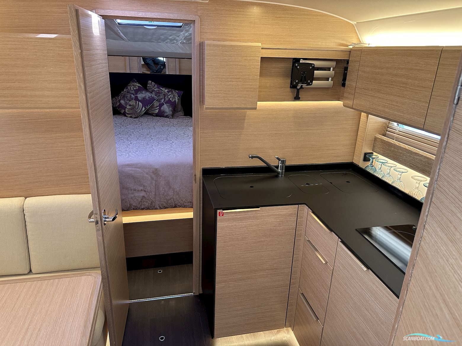 Bavaria S36 Hard Top