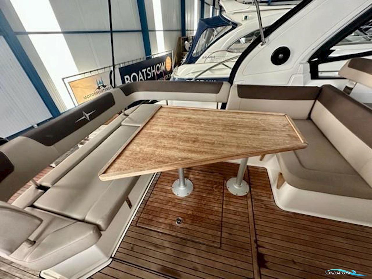 Bavaria Sport 330