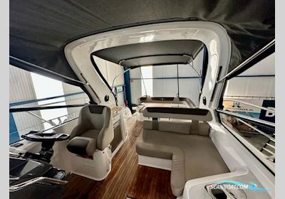 Bavaria Sport 330 Motorbåt 2016, med Volvo Penta D6 Diesel motor, Holland