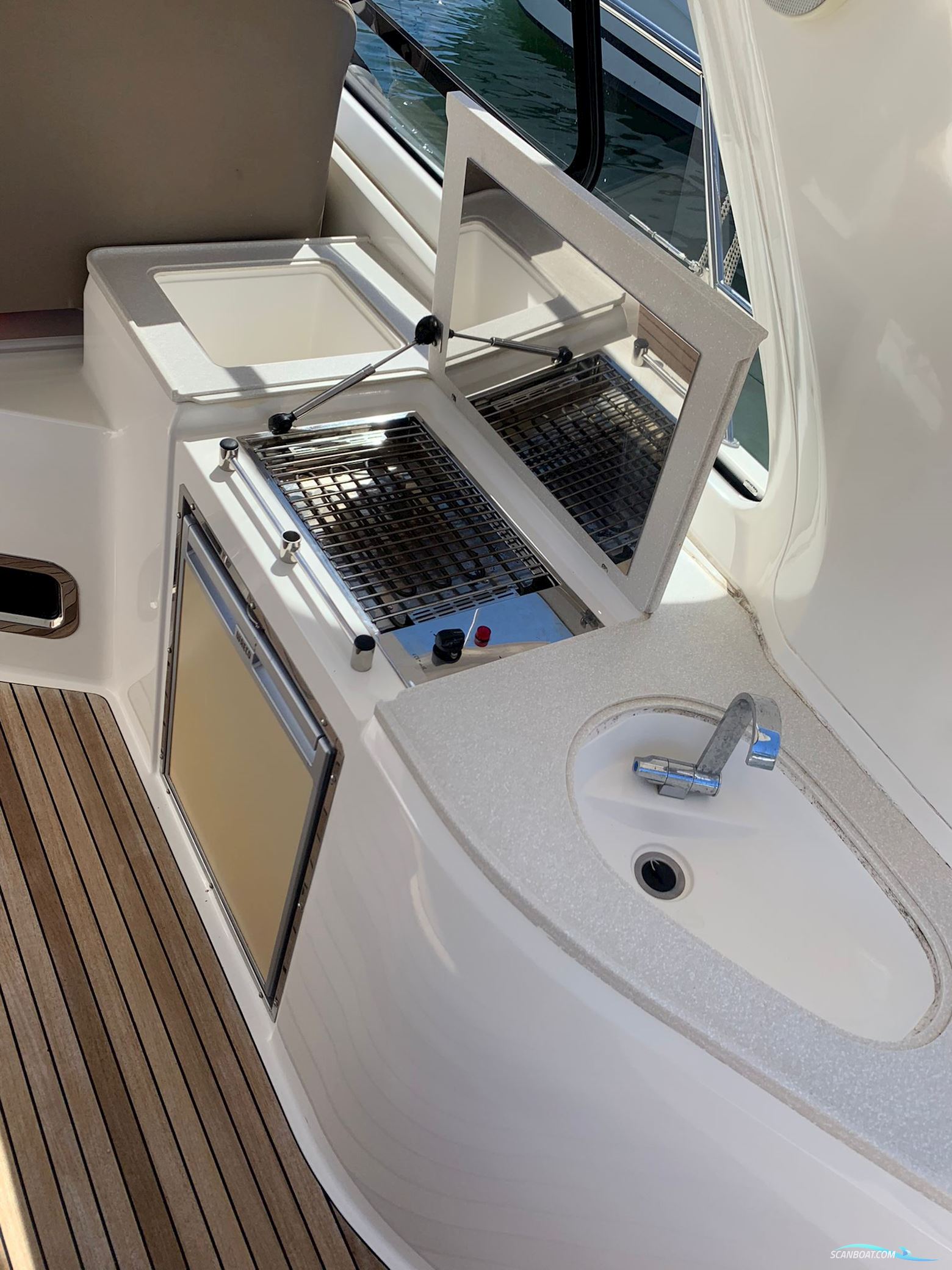 Bavaria Sport 43 Hard Top