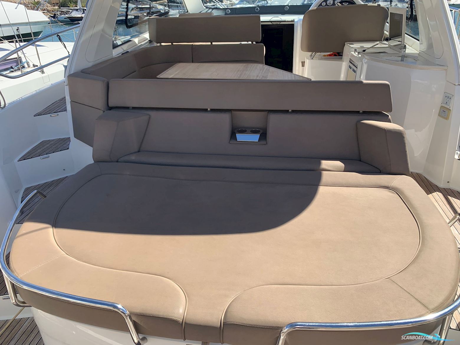 Bavaria Sport 43 Hard Top