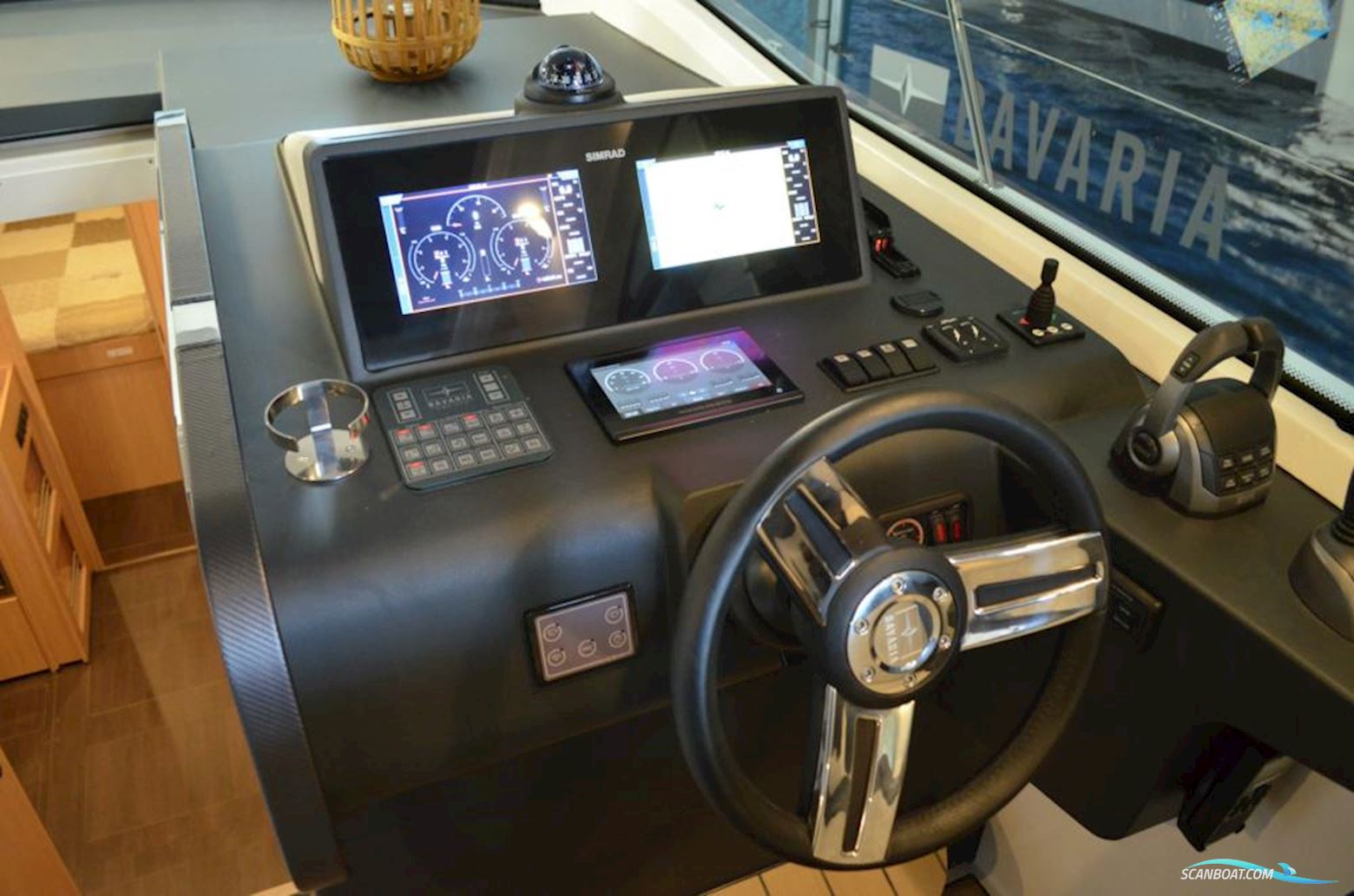 Bavaria SR38HT