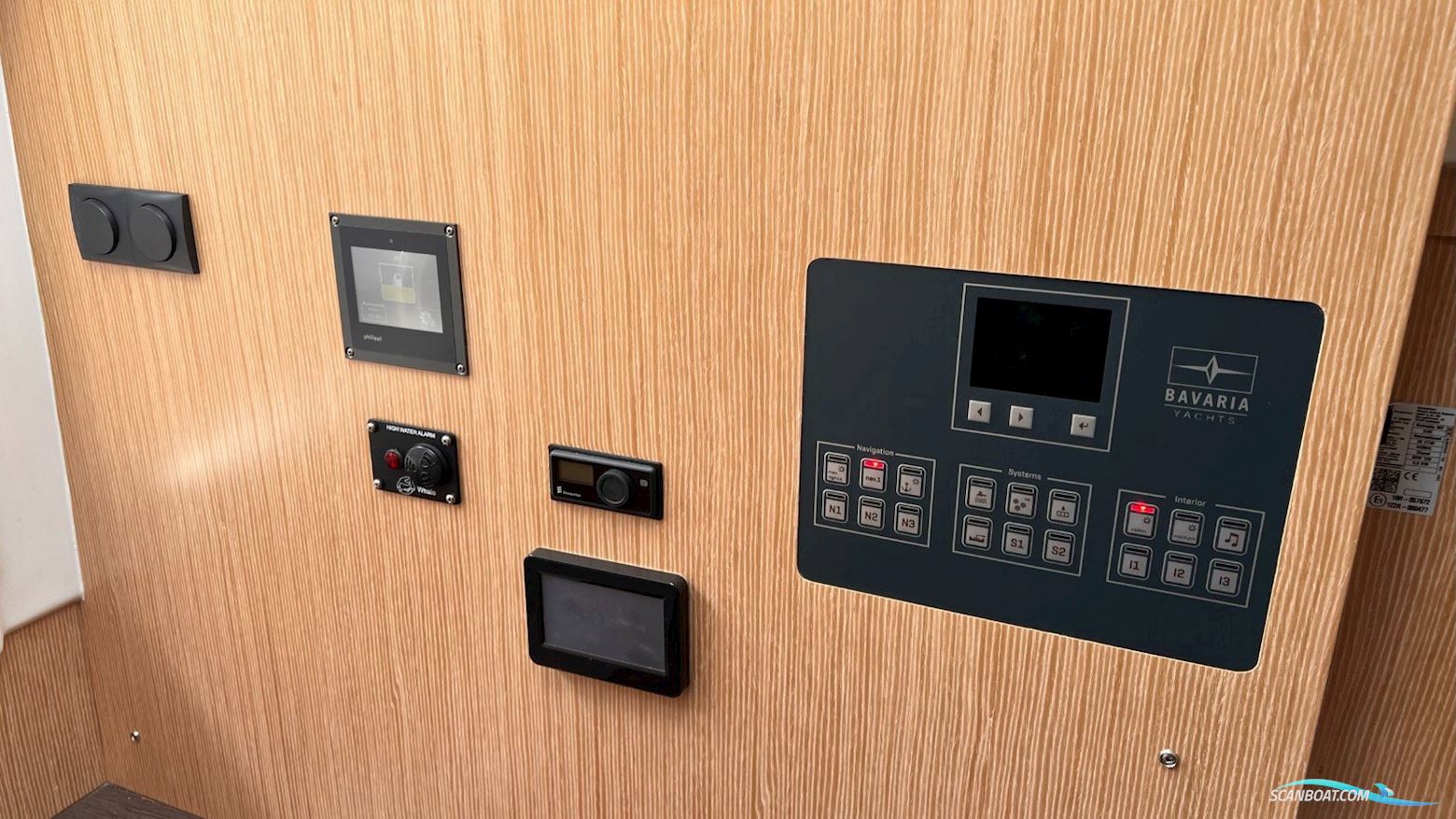 Bavaria VIDA 33 - 2X 300 PS