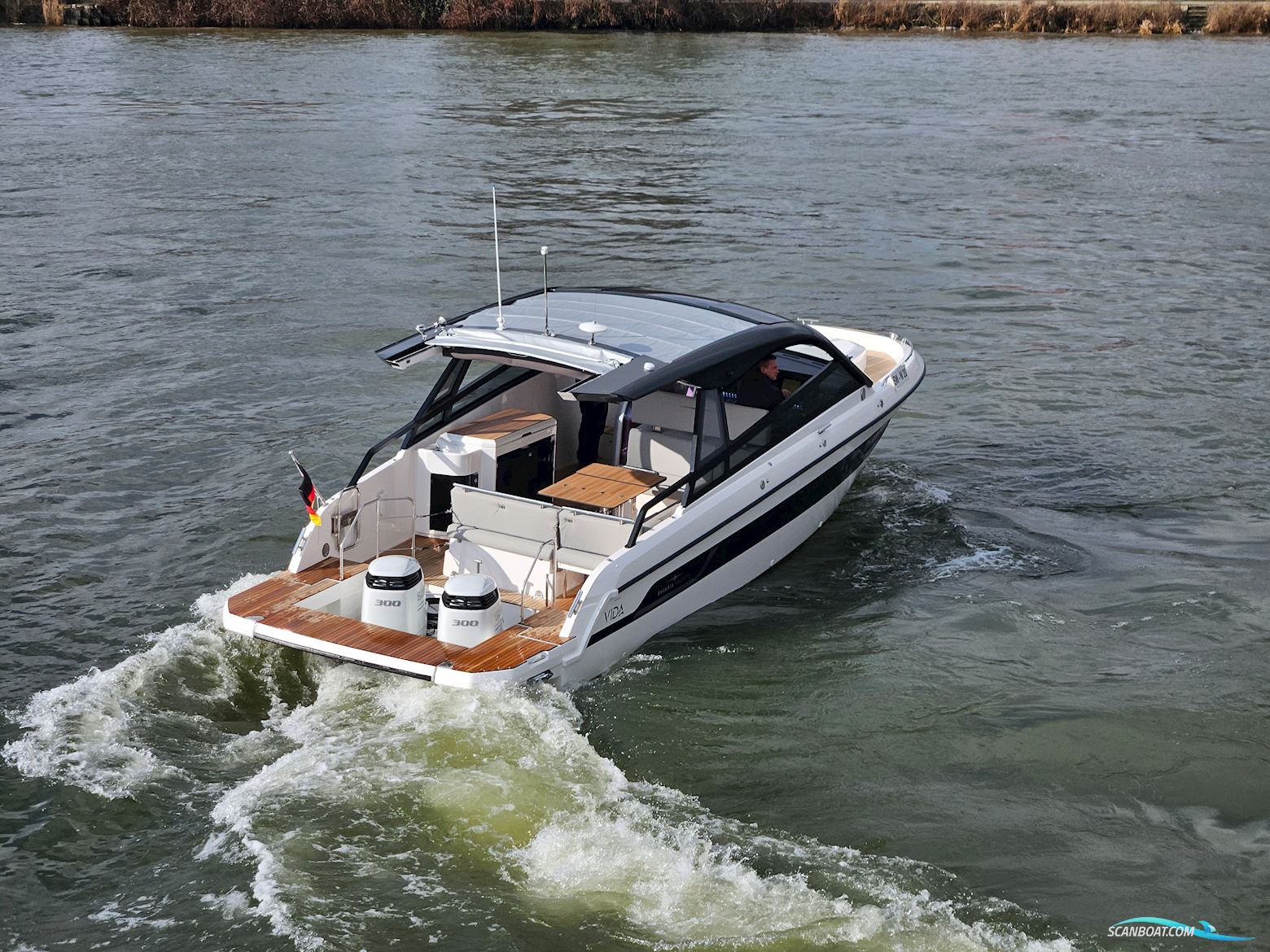 Bavaria Vida 33 Hard Top
