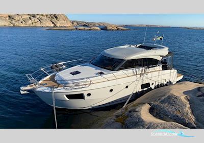 Bavaria Virtess 420 Coupè Motorbåt 2014, med Volvo Penta D6-370 Evc motor, Sverige