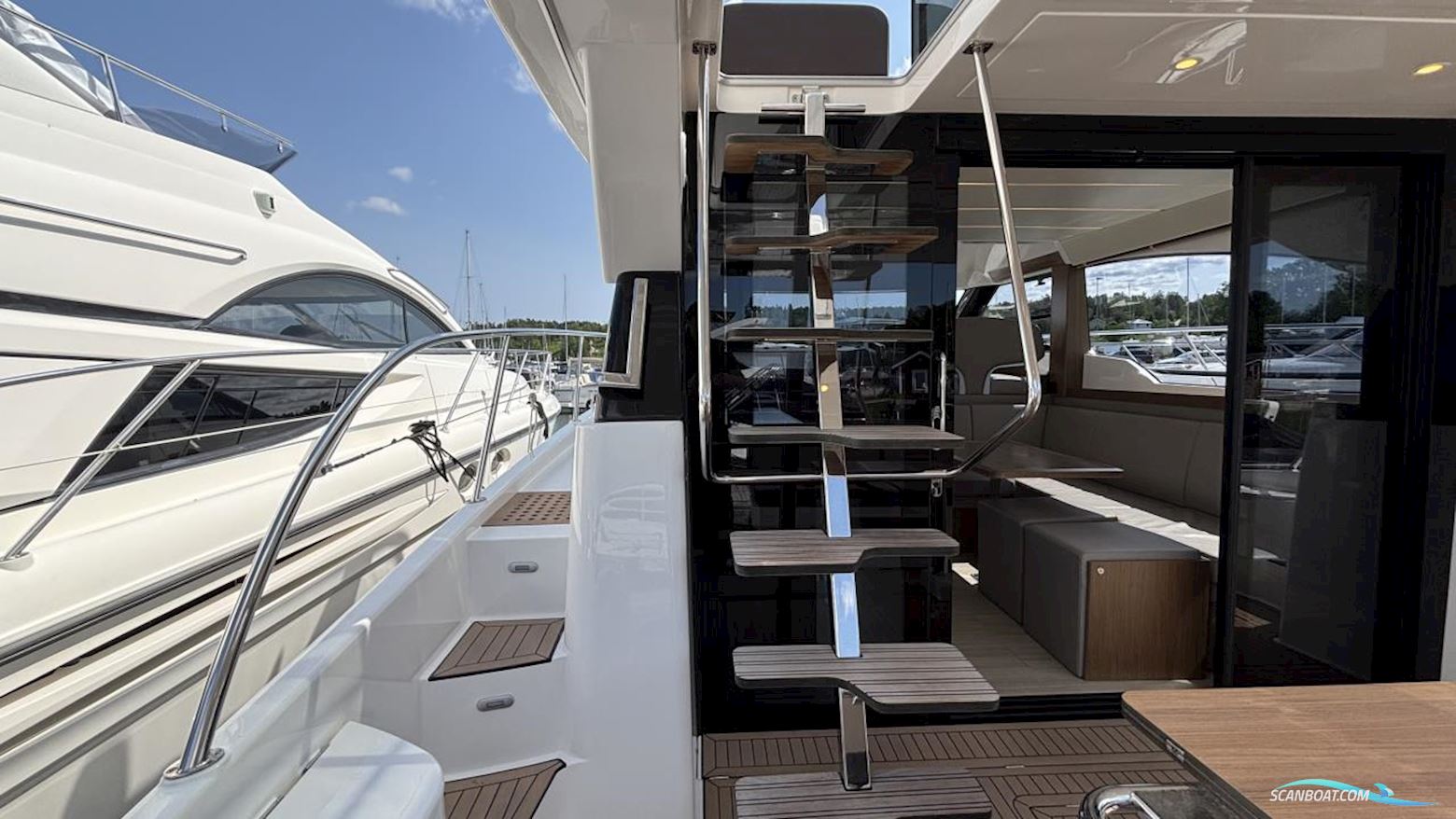 Bavaria VIRTESS 420 FLY