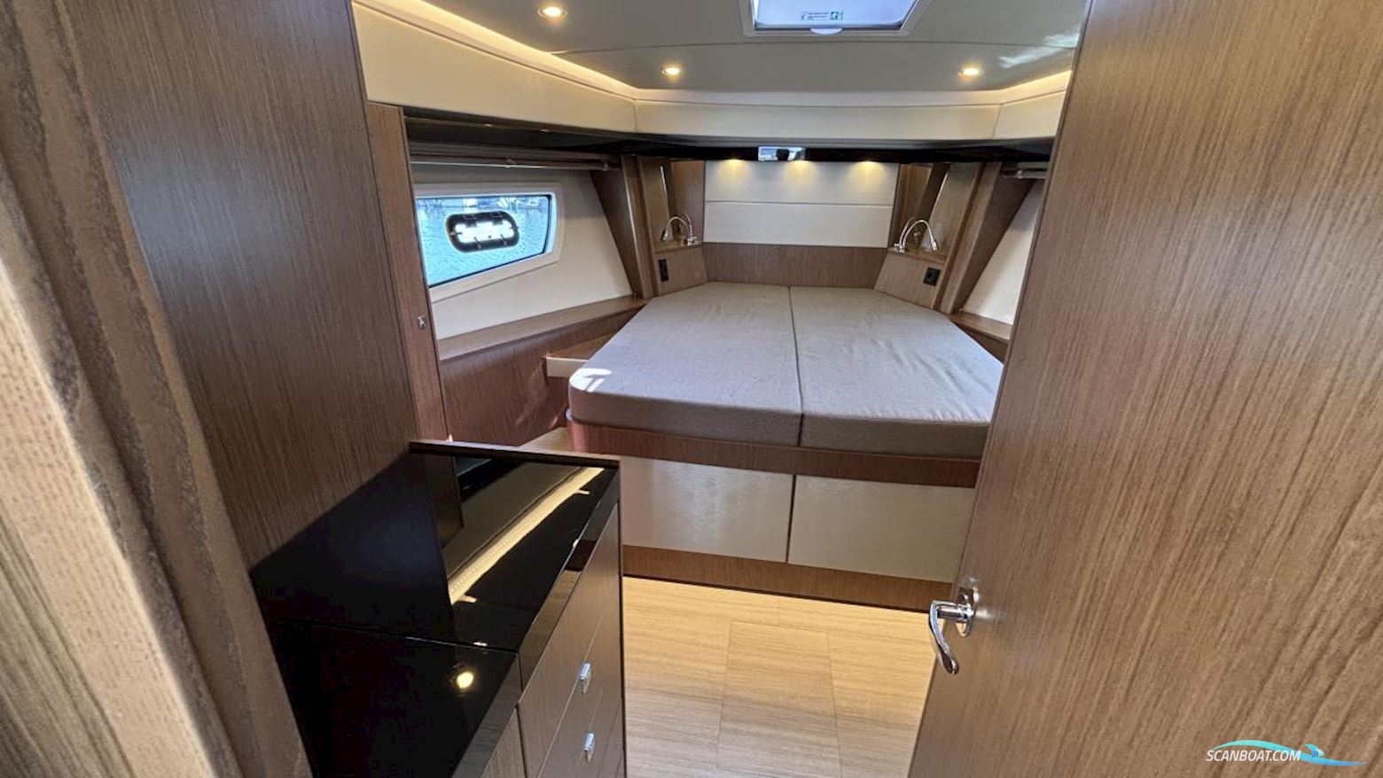 Bavaria VIRTESS 420 FLY