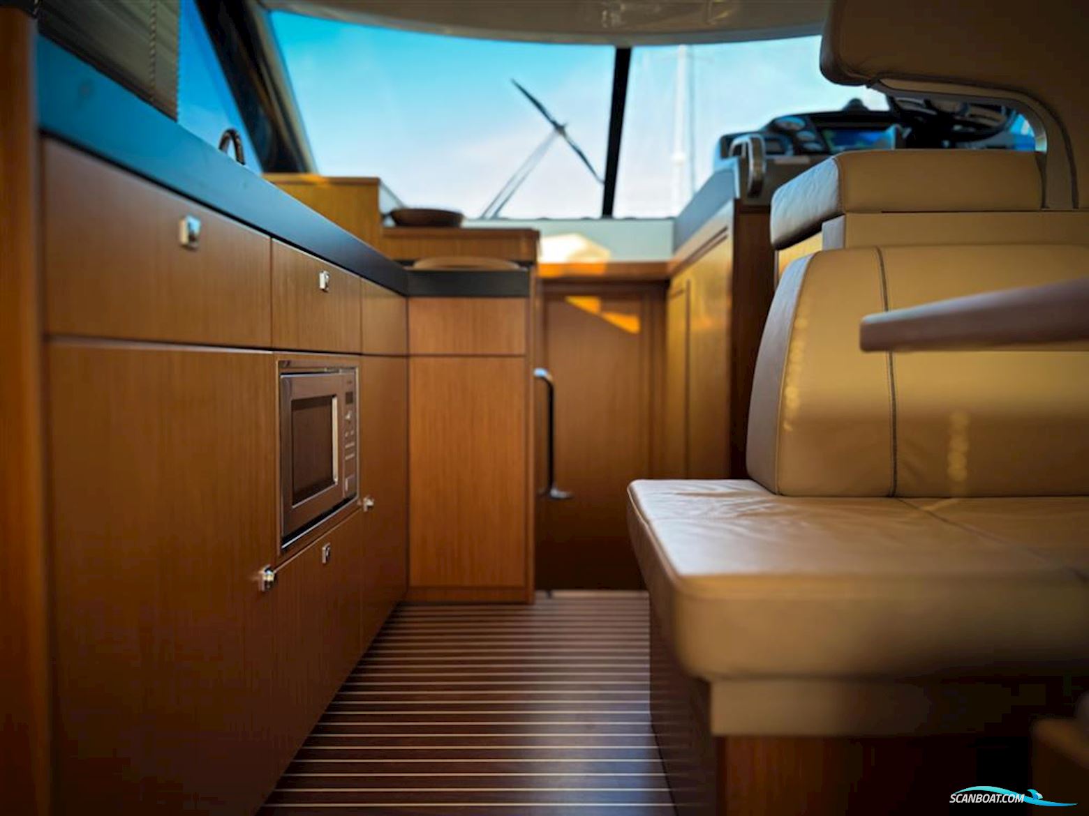 Bavaria Virtess 420 Fly