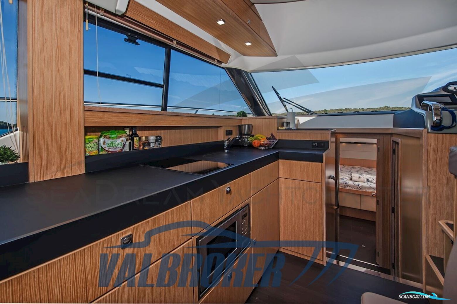 Bavaria Virtess 420 Fly