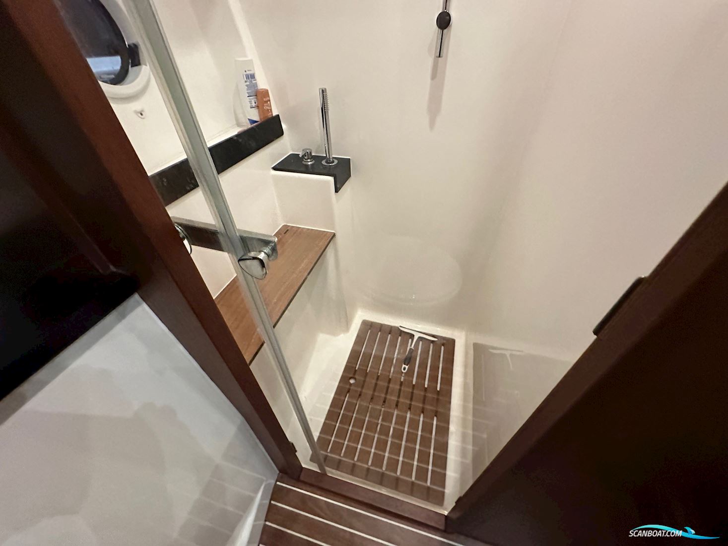 Bavaria Virtess 420 Fly Super