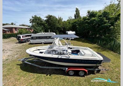 Bayliner (US) Bayliner (US) Bowrider 215 Motorbåt 2005, med Mercruiser motor, Tyskland