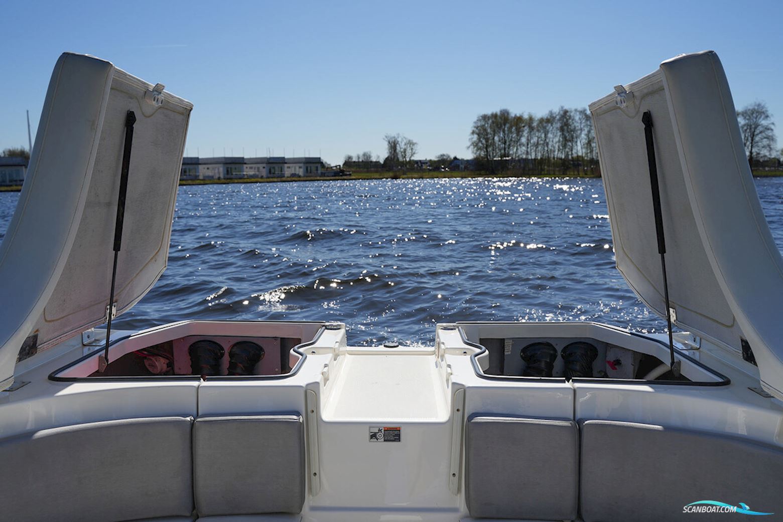 Bayliner 225