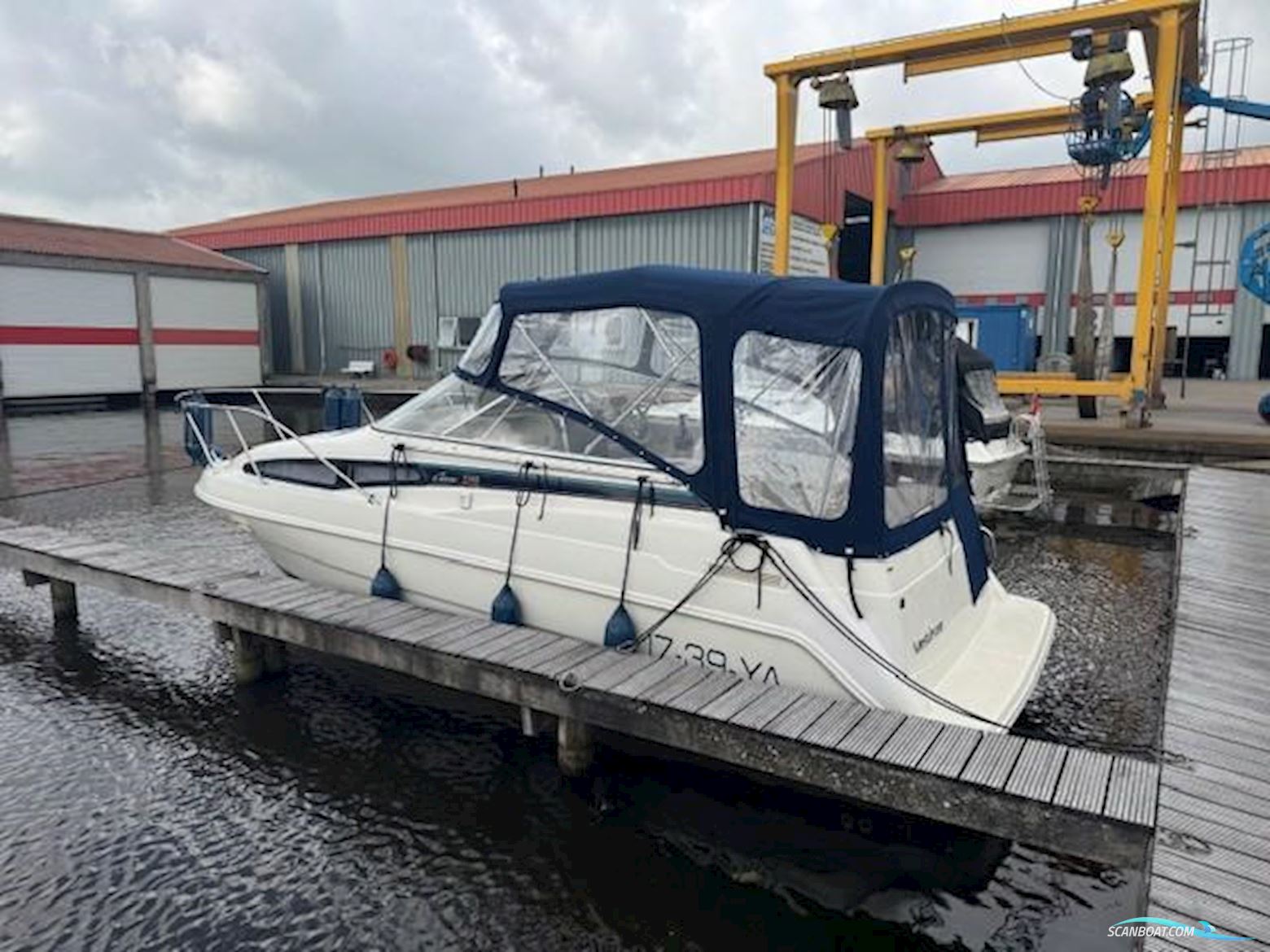 Bayliner 2355 Ciera Motorbåt 1996, med Mercruiser motor, Holland