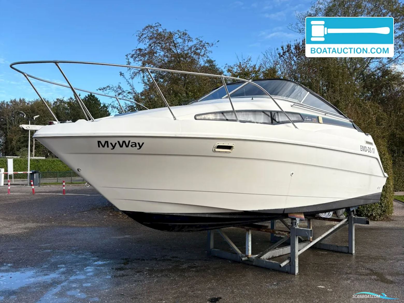 Bayliner 2355 Motorbåt 1996, med Mercruiser motor, Holland