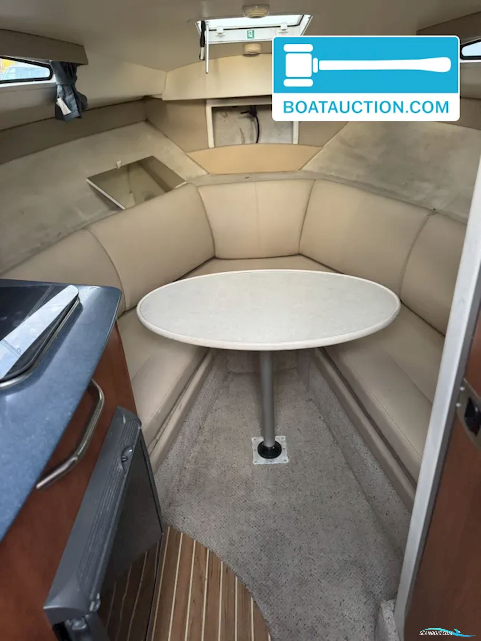 Bayliner 245