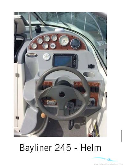 Bayliner 245 Motorbåt 2006, med Mercruiser motor, England