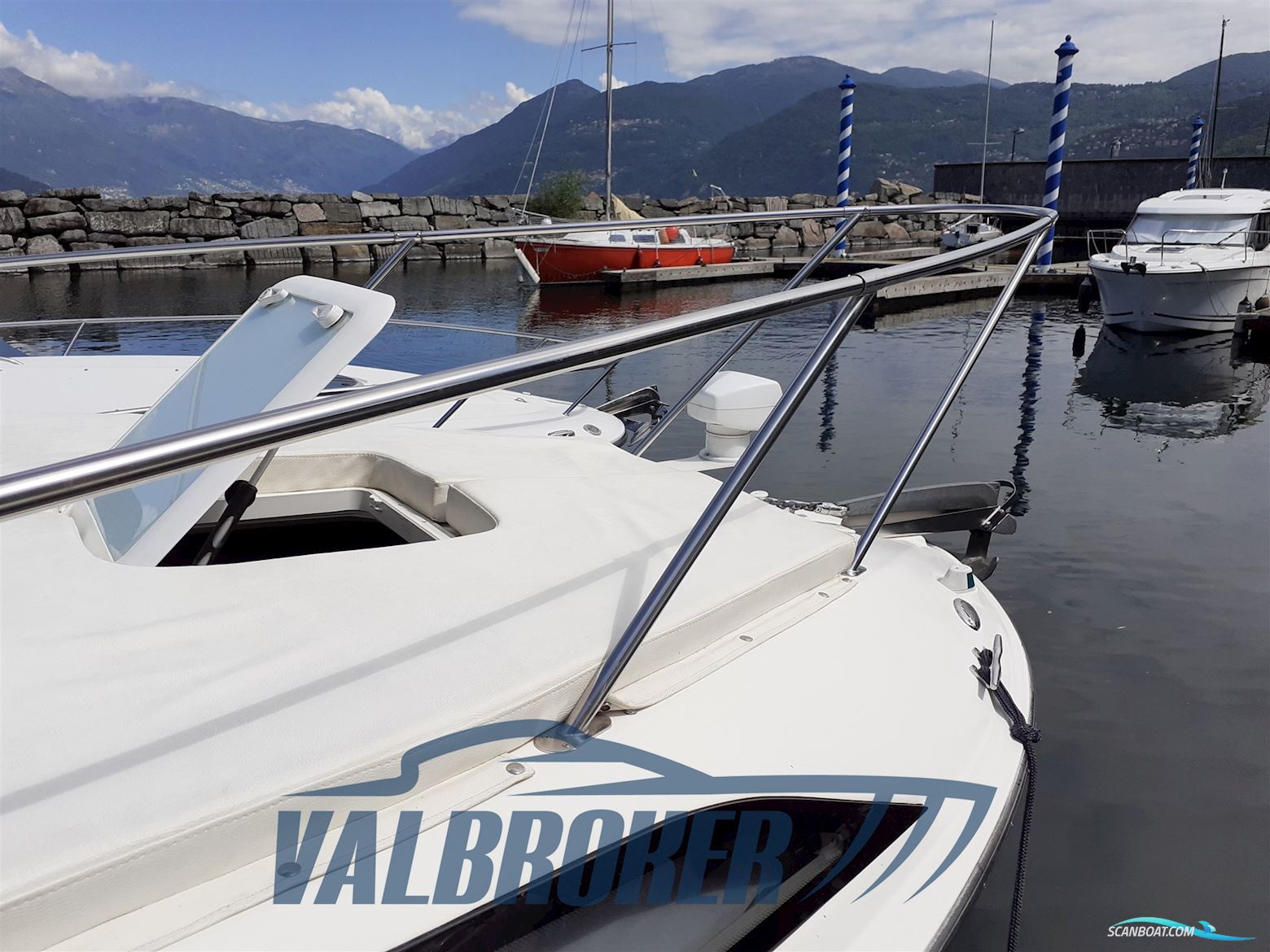 Bayliner 245
