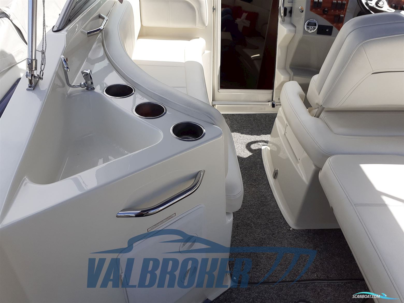 Bayliner 245