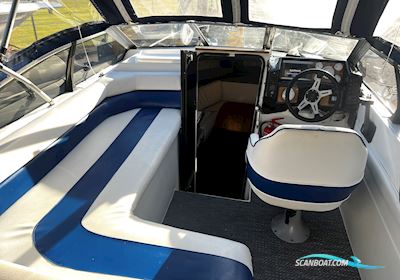 Bayliner 2455 Ciera Motorbåt 1988, med Volvo Penta V8 motor, Sverige