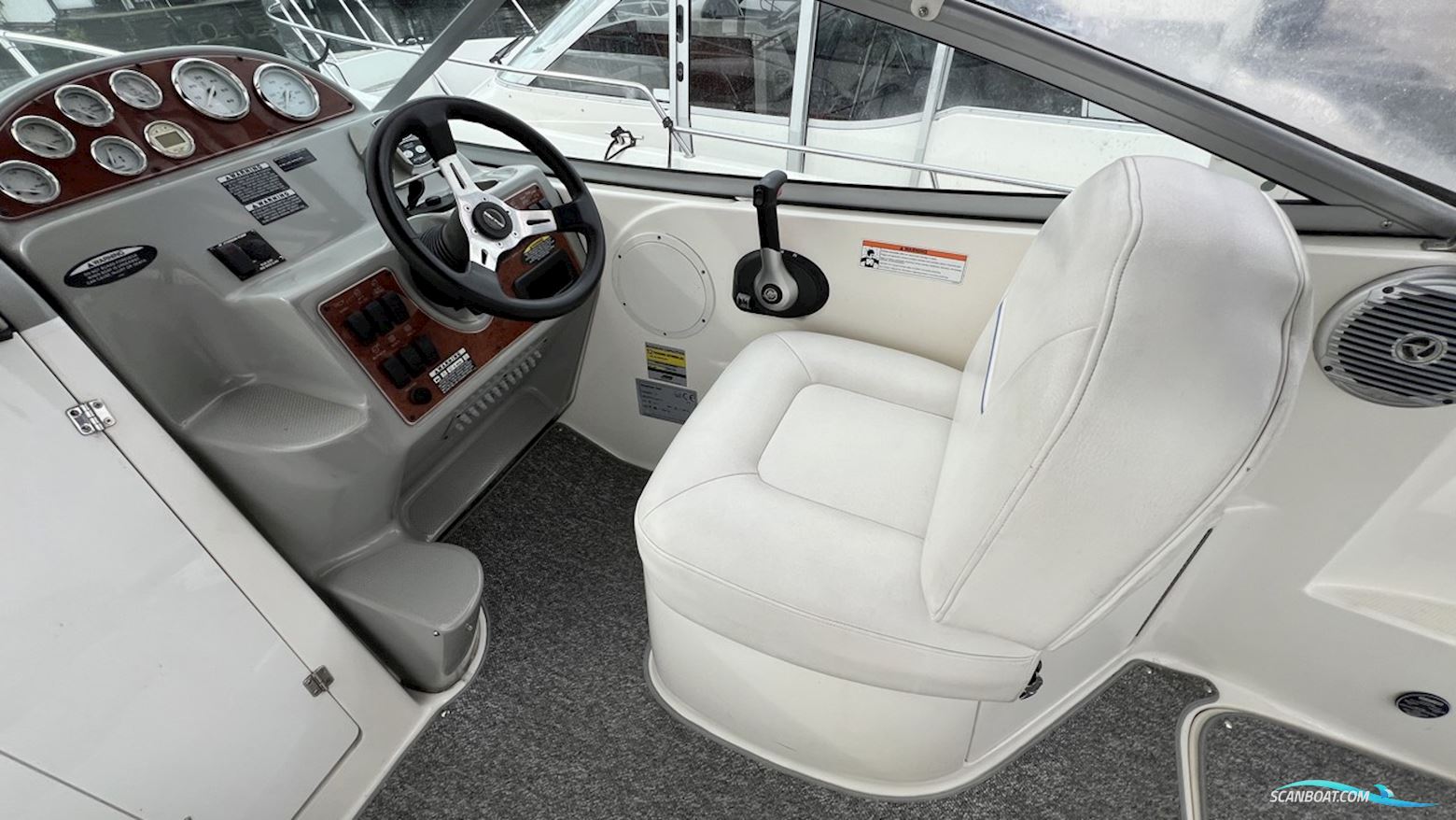 Bayliner 245CR