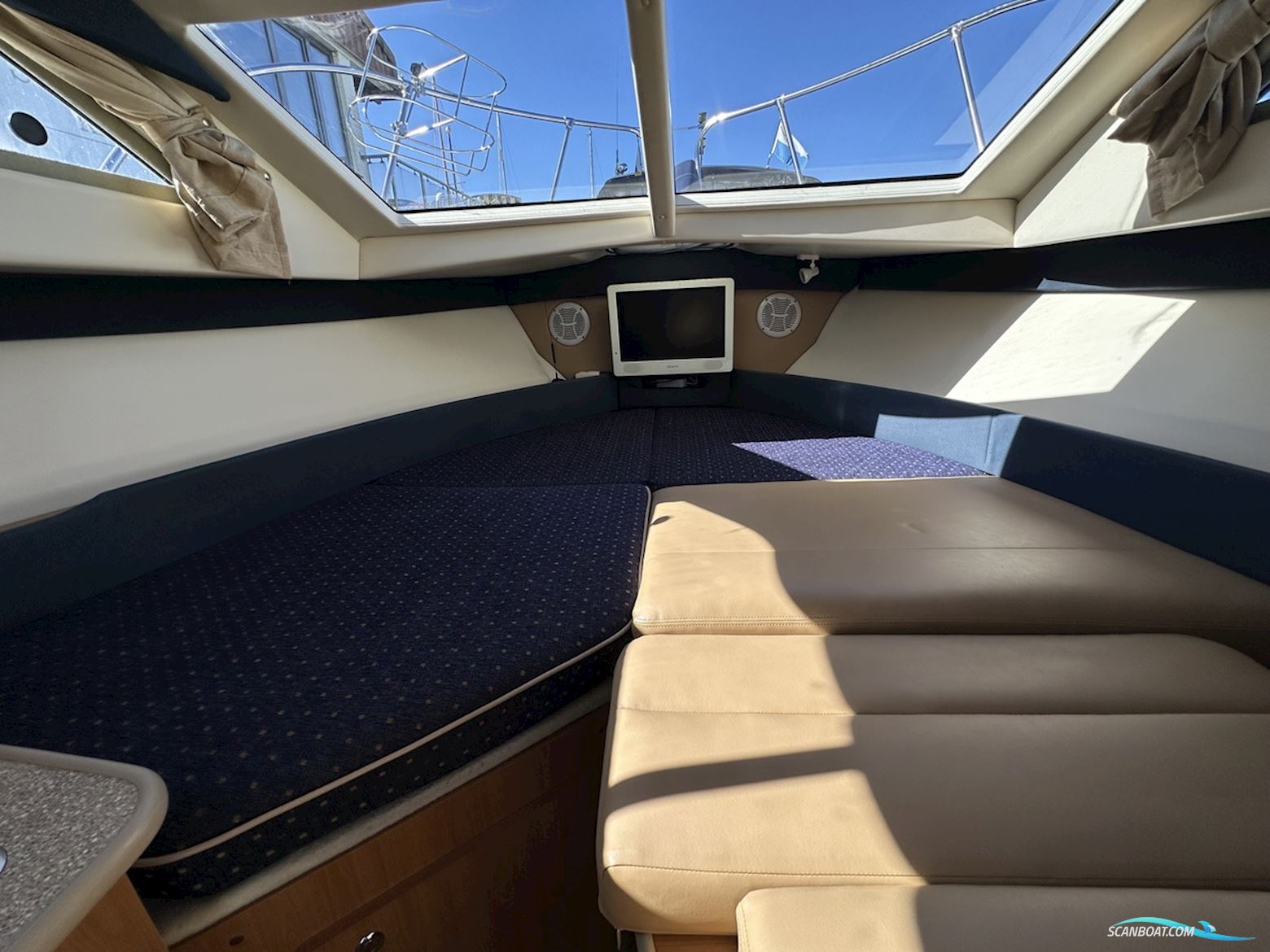 Bayliner 246 Discovery