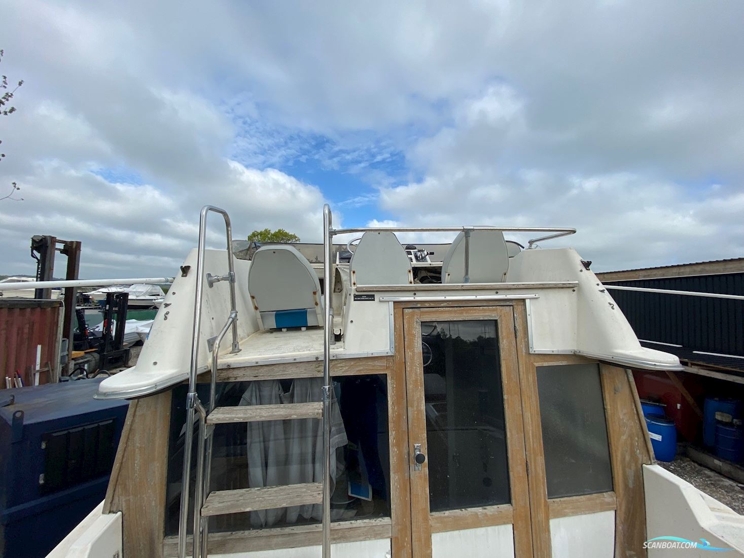Bayliner 2556 Fly