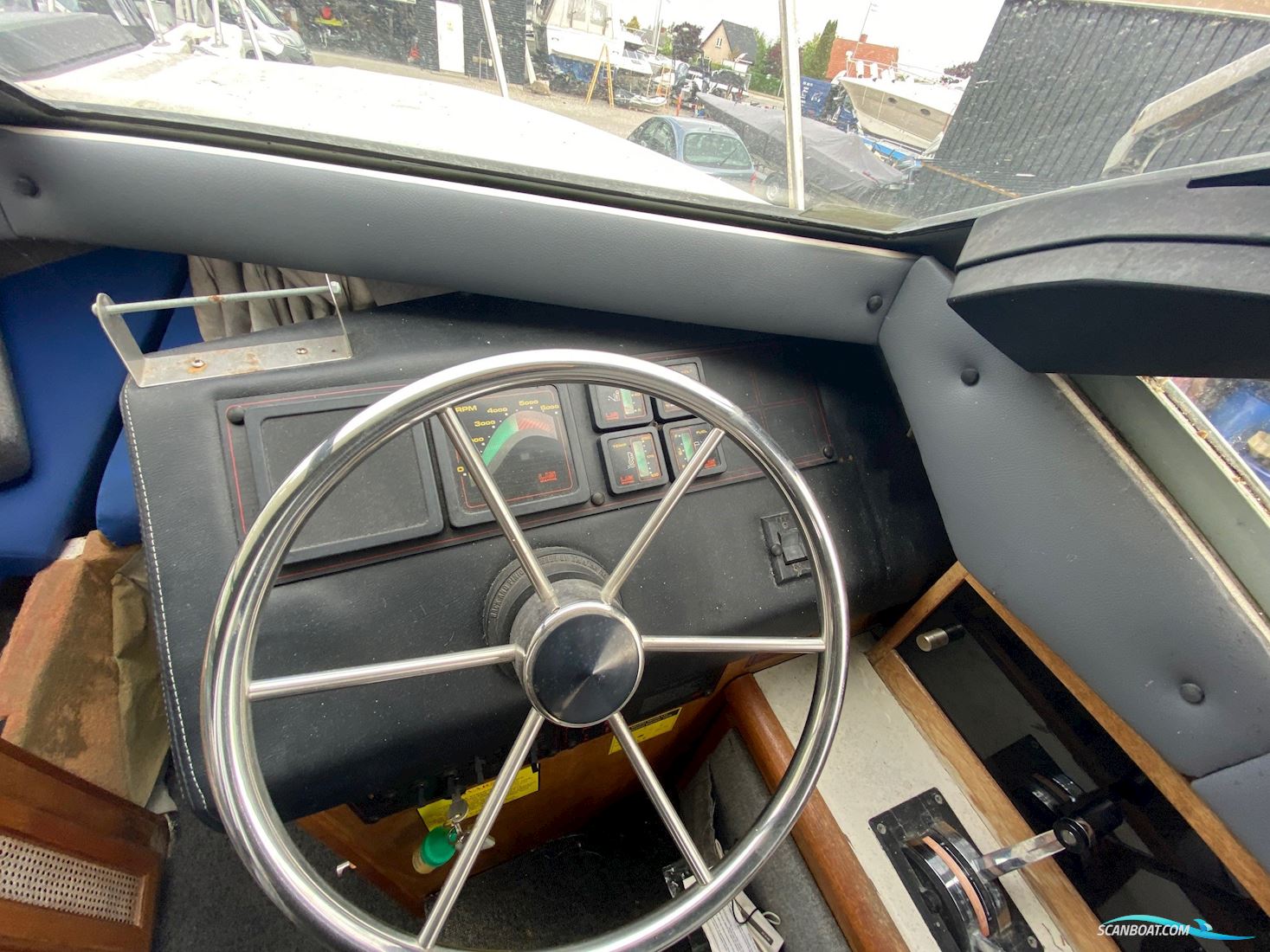 Bayliner 2556 Fly