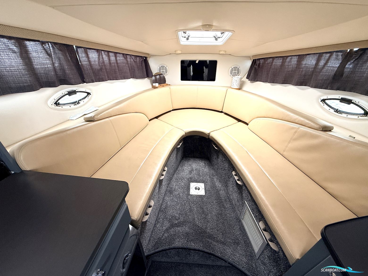 Bayliner 265