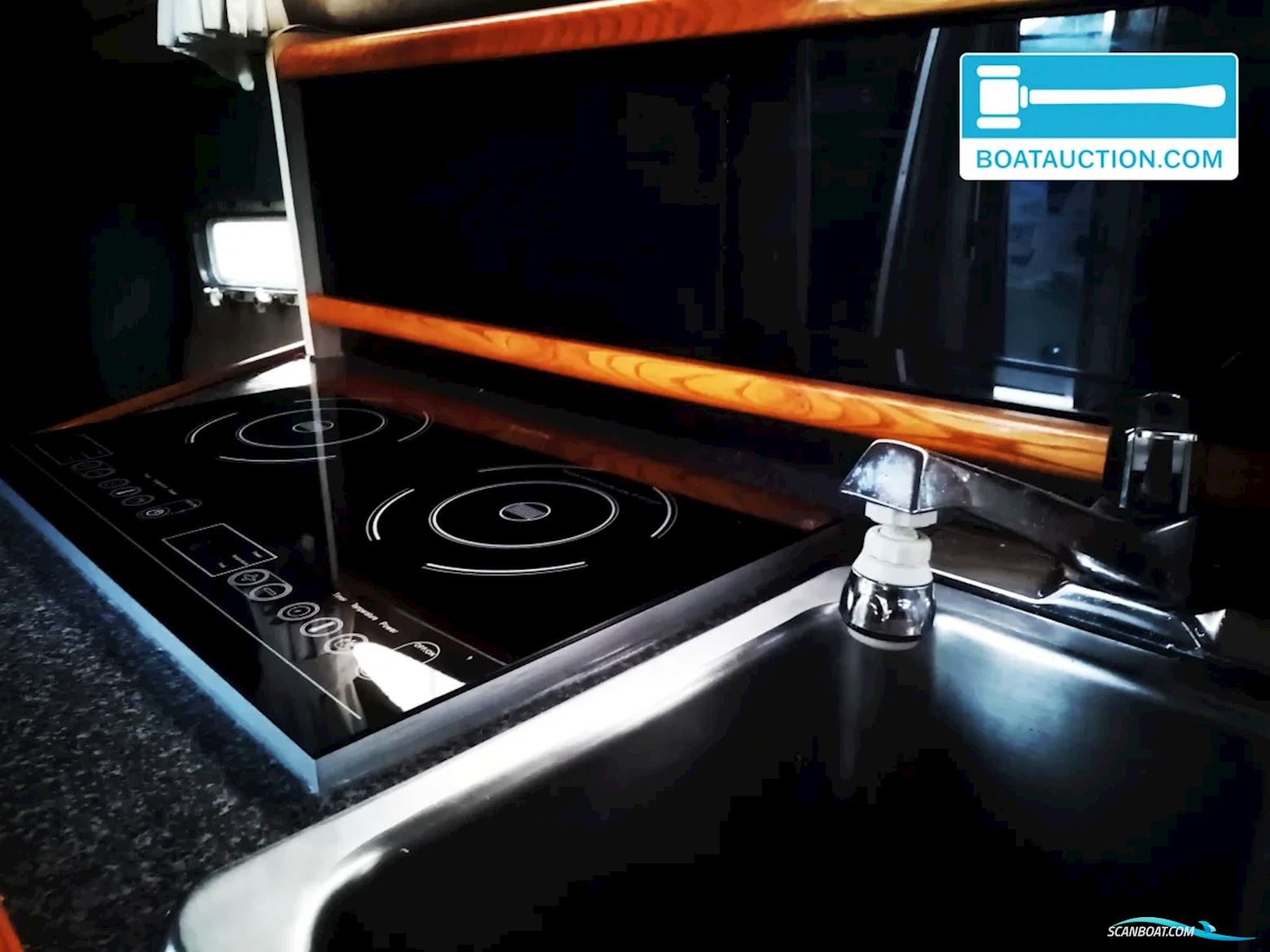 Bayliner 2655 wide body