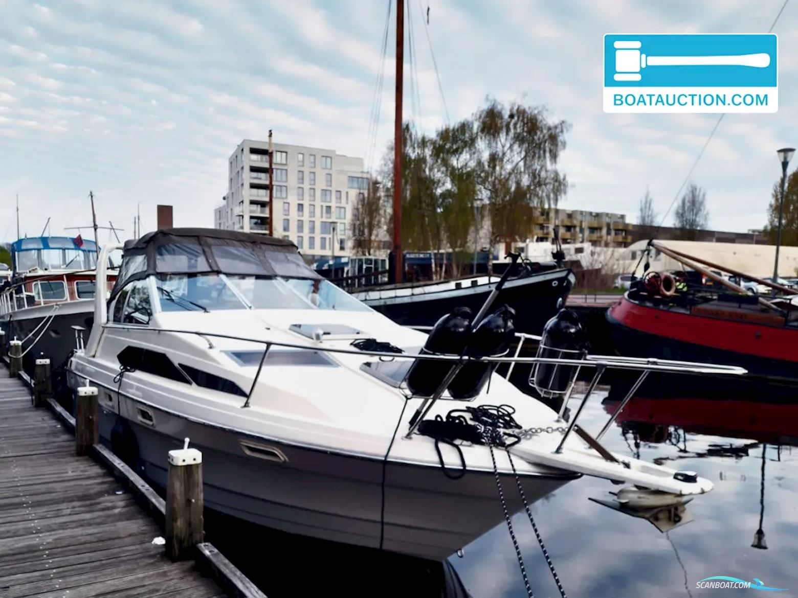 Bayliner 2655 wide body