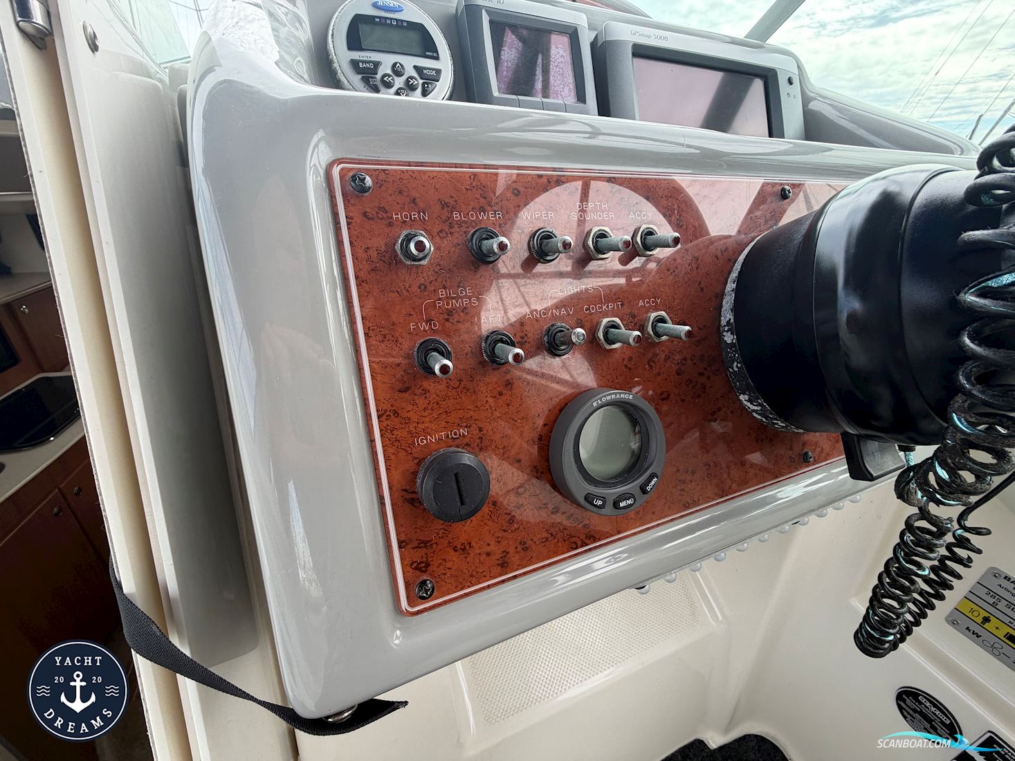 Bayliner 285