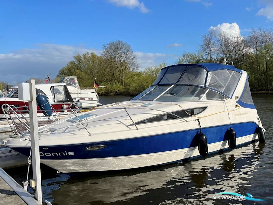 Bayliner 285 Sunbridge Motorbåt 2003, med Mercruiser 350 MAG MPI motor, Tyskland