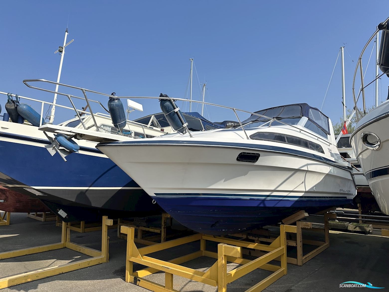 Bayliner 2855 Motorbåt 1991, Holland