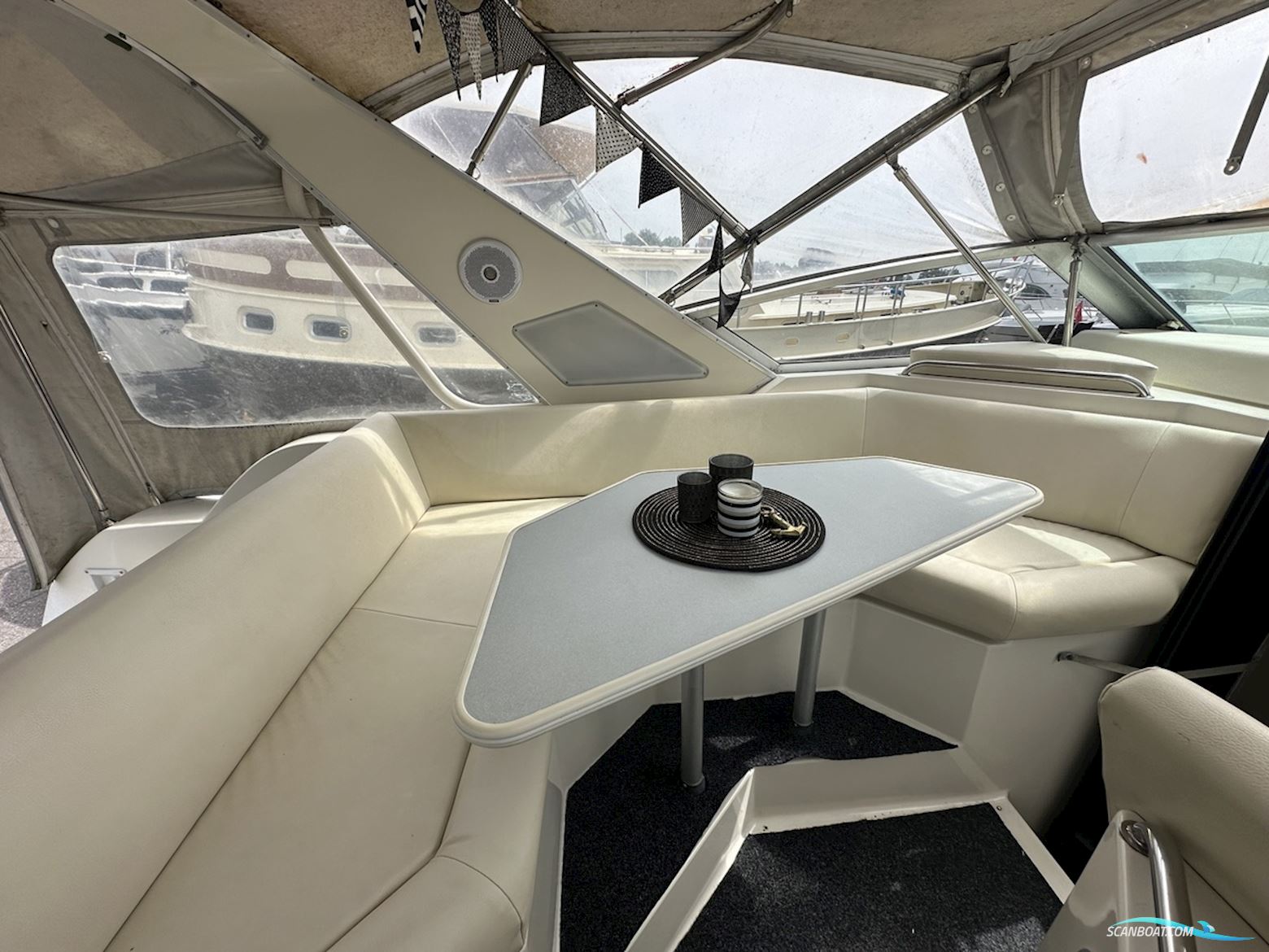 Bayliner 3055 Sunbridge
